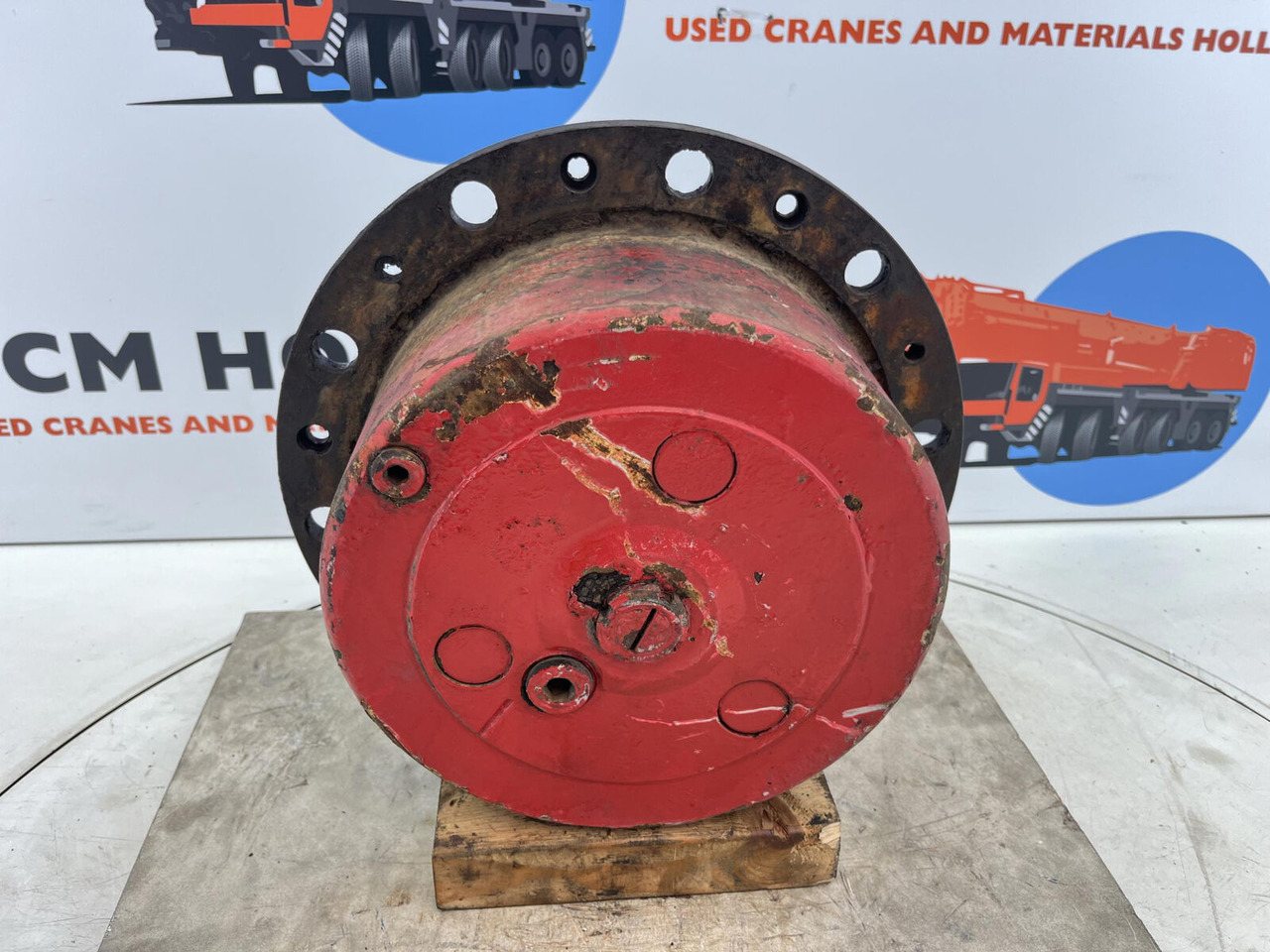 Krupp 70 GMT planetary gear 22-25-74-38-3pl-H135-46 - Moteur de translation pour Grue mobile: photos 1 Krupp 70 GMT planetary gear 22-25-74-38-3pl-H135-46 - Moteur de translation pour Grue mobile: photos 1