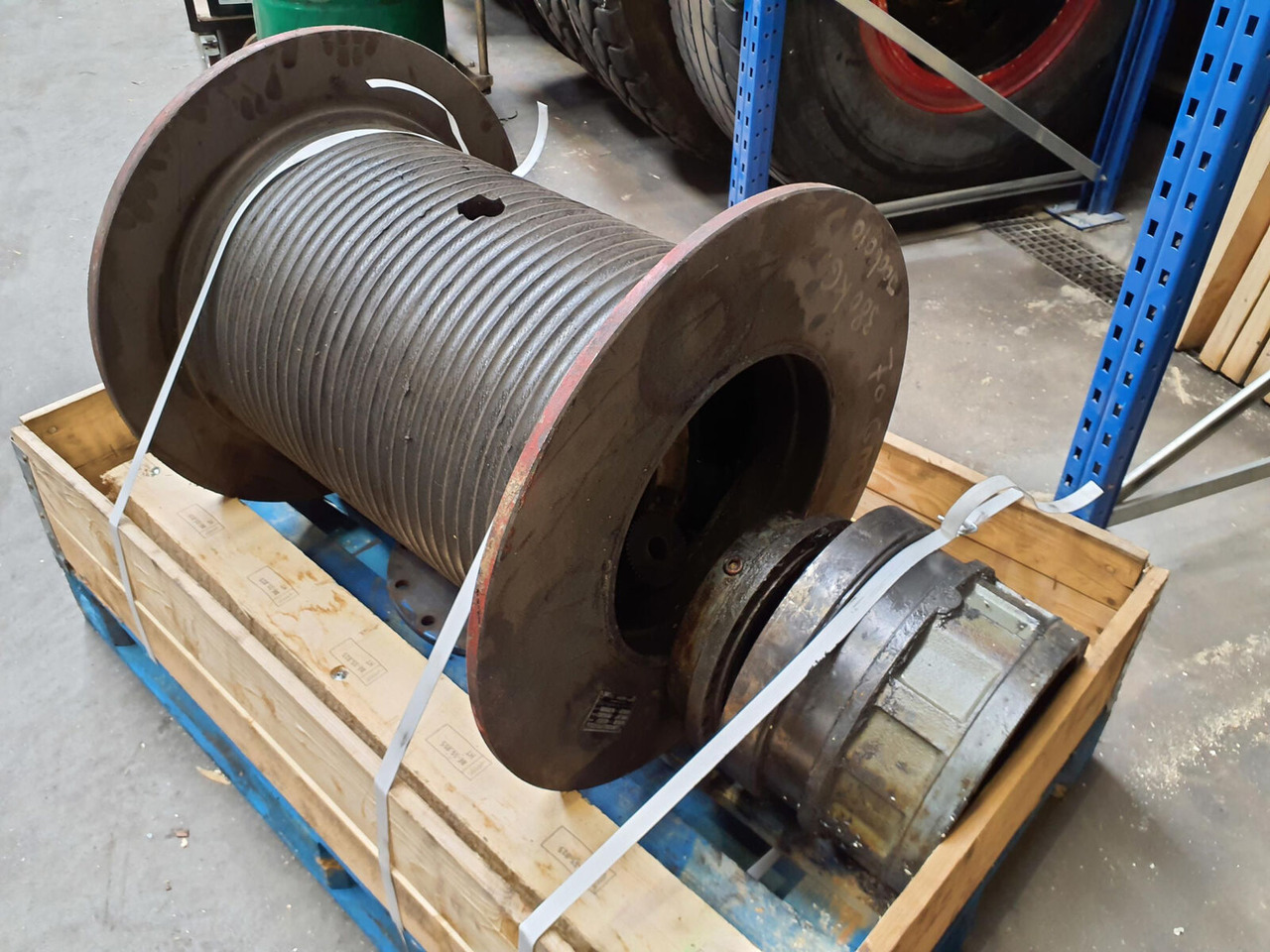 Krupp KMK 4070 winch - Treuil pour Grue mobile: photos 3 Krupp KMK 4070 winch - Treuil pour Grue mobile: photos 3