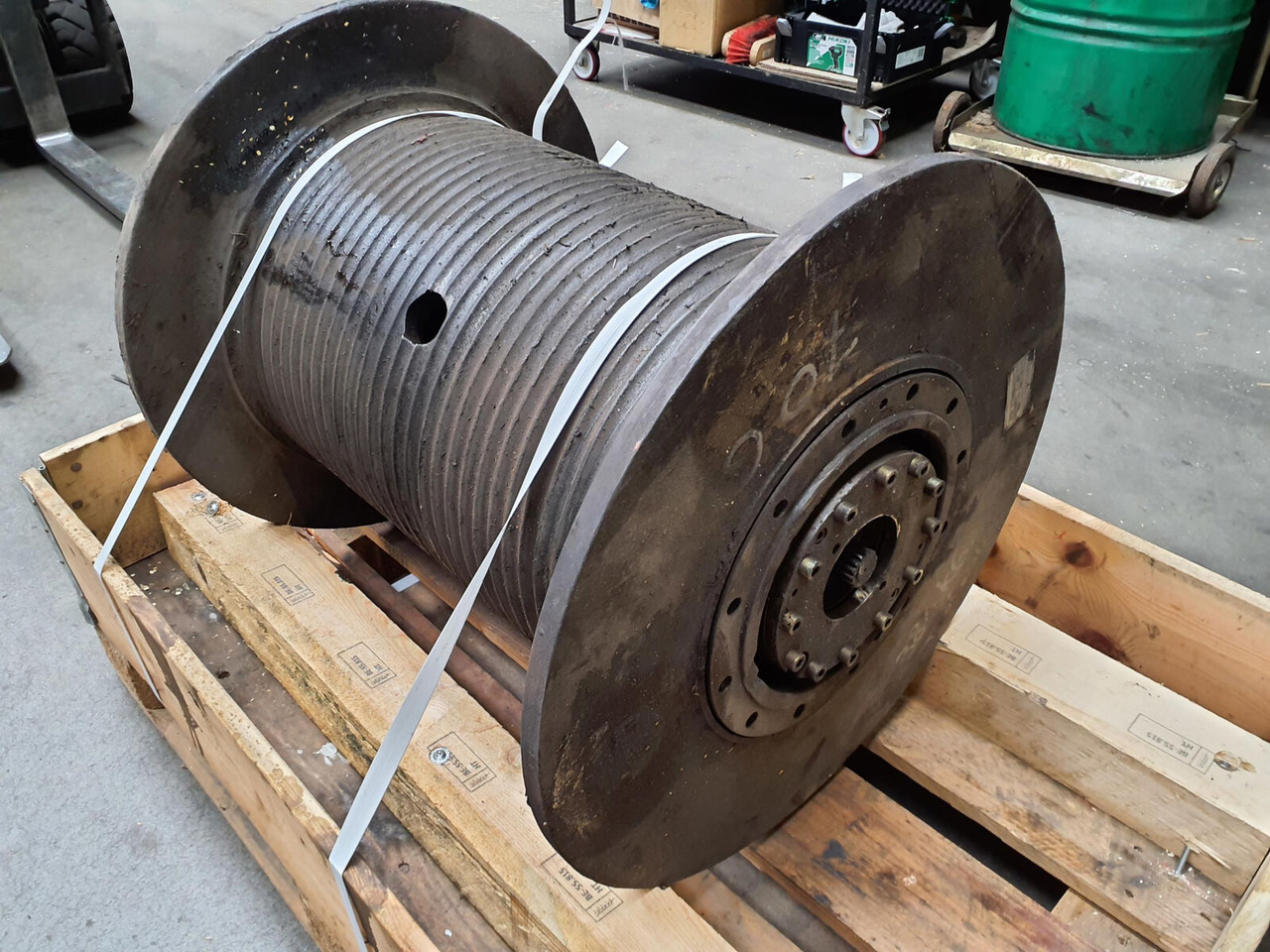Krupp KMK 4070 winch - Treuil pour Grue mobile: photos 3 Krupp KMK 4070 winch - Treuil pour Grue mobile: photos 3