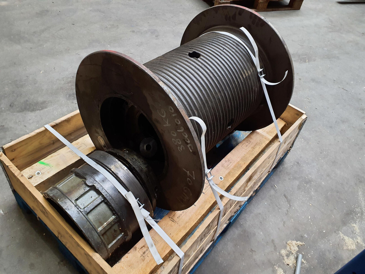Krupp KMK 4070 winch - Treuil pour Grue mobile: photos 4 Krupp KMK 4070 winch - Treuil pour Grue mobile: photos 4