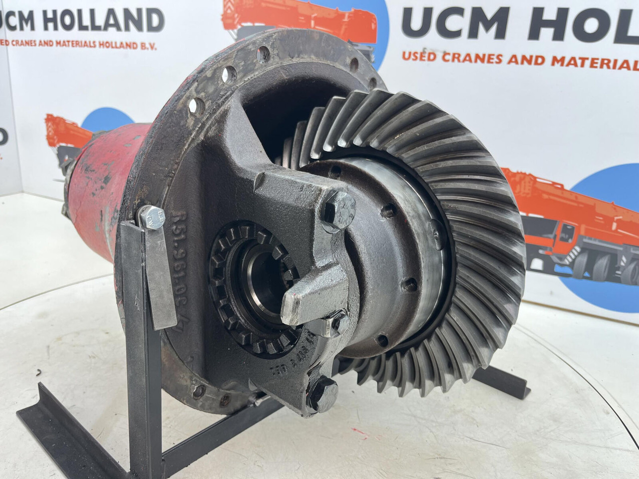 Krupp KMK 5100 end differential 17x36 axle 5 - Différentiel pour Grue mobile: photos 1 Krupp KMK 5100 end differential 17x36 axle 5 - Différentiel pour Grue mobile: photos 1