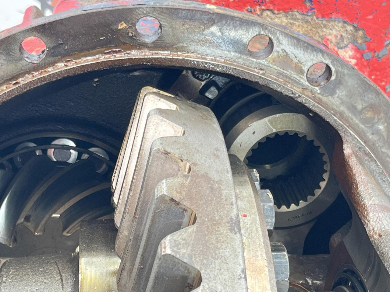 Liebherr LTM 1090 drive through diff 13x35 axle 4 - Différentiel pour Grue mobile: photos 5 Liebherr LTM 1090 drive through diff 13x35 axle 4 - Différentiel pour Grue mobile: photos 5