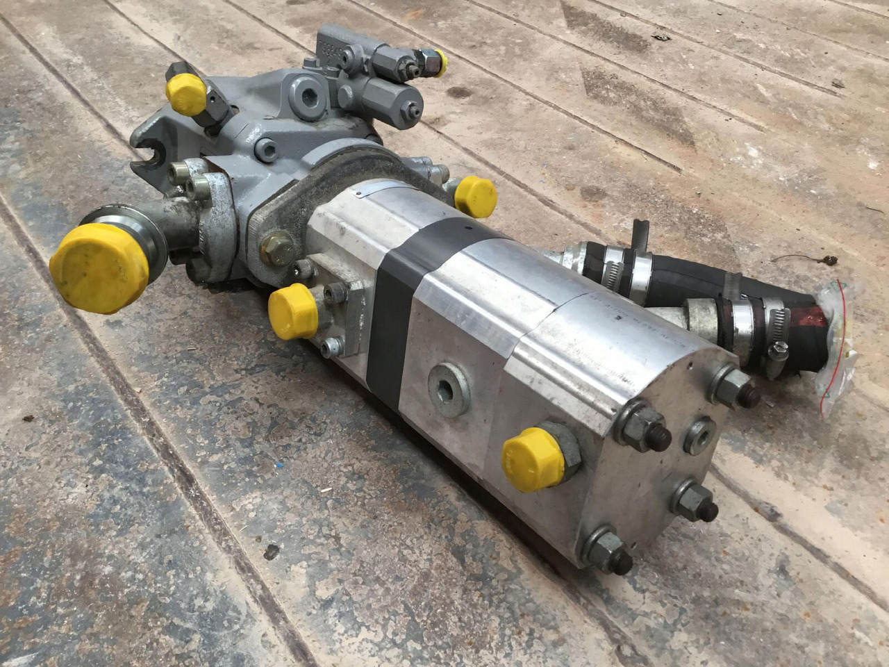 Liebherr MK 88 variable pump - Pompe hydraulique pour Grue mobile: photos 4 Liebherr MK 88 variable pump - Pompe hydraulique pour Grue mobile: photos 4