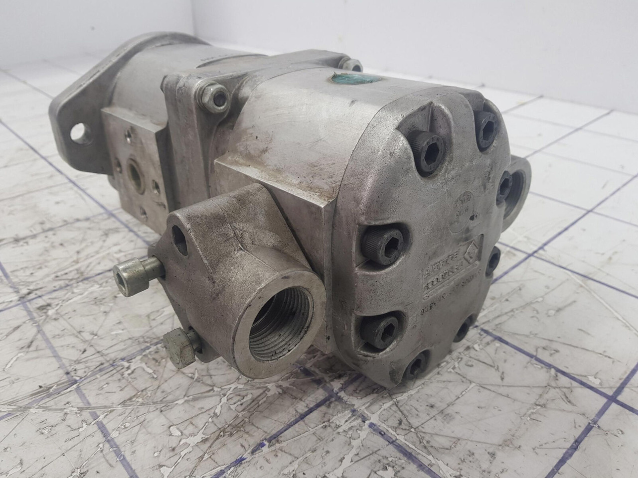 Marzocchi dual gear pump - Pompe hydraulique pour Grue mobile: photos 3 Marzocchi dual gear pump - Pompe hydraulique pour Grue mobile: photos 3