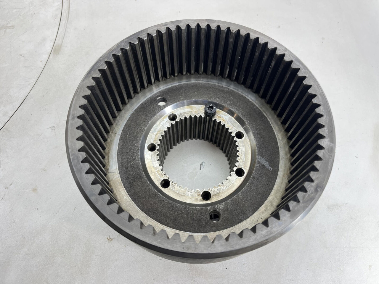 Moteur de translation pour Grue mobile P&H S35 planetary gear 21-21-63-38-3pl-H135-46: photos 6 Moteur de translation pour Grue mobile P&H S35 planetary gear 21-21-63-38-3pl-H135-46: photos 6