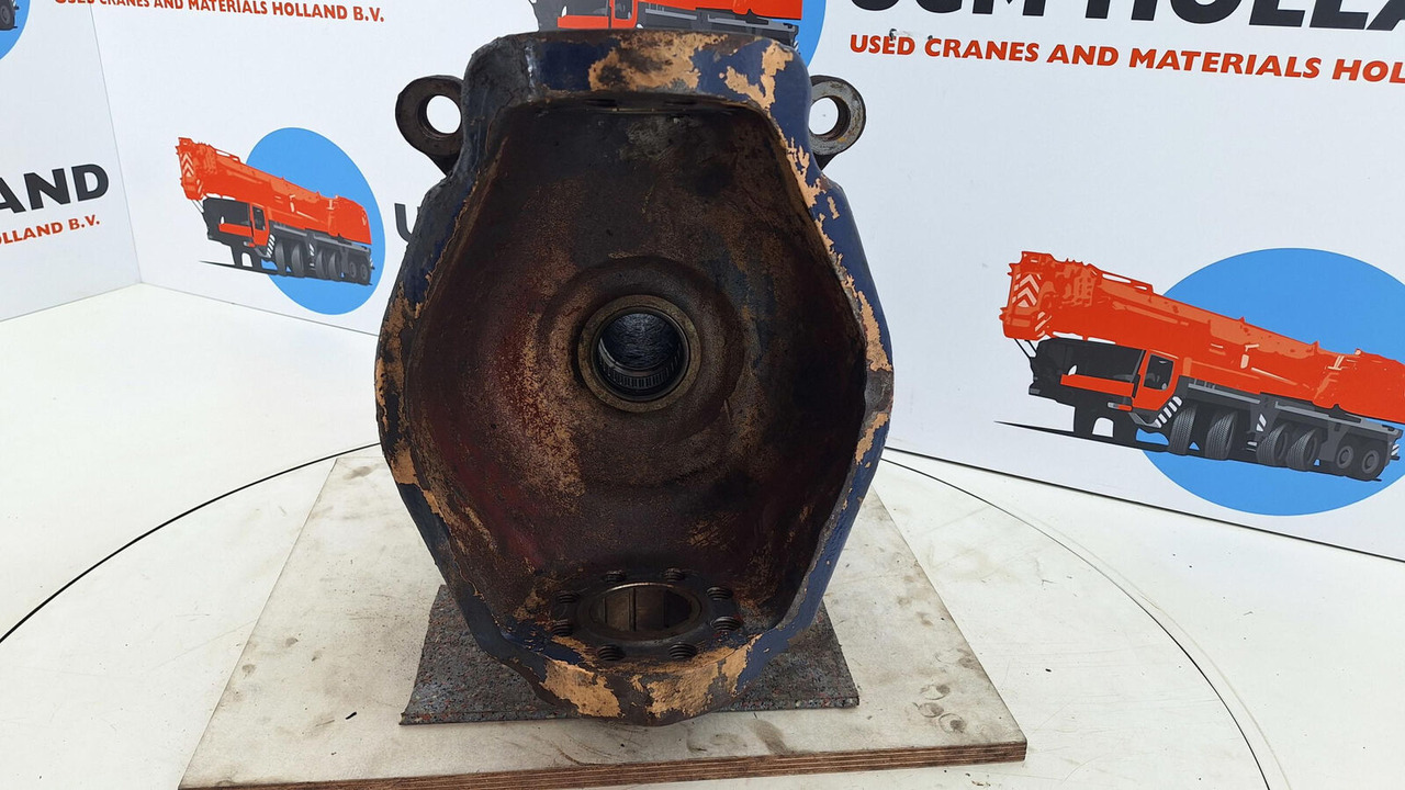 PPM ATT 380 Steering knuckle axle 1 - Fusée d'essieu pour Grue: photos 5 PPM ATT 380 Steering knuckle axle 1 - Fusée d'essieu pour Grue: photos 5