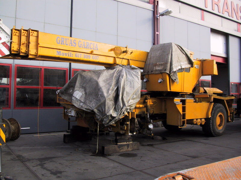 Tadano Faun RTF 30 for parts - Grue tout-terrain: photos 1 Tadano Faun RTF 30 for parts - Grue tout-terrain: photos 1