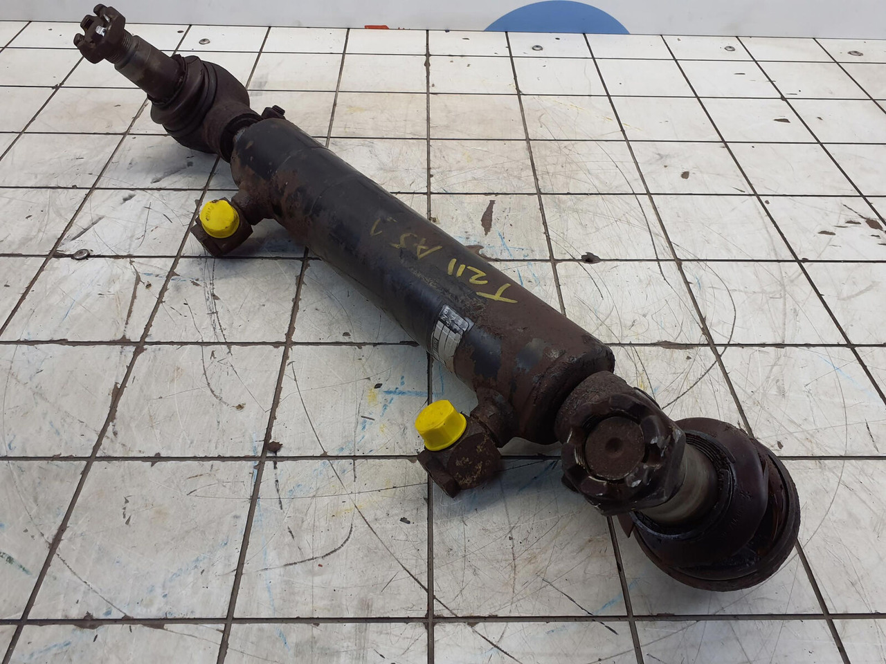 Terex AC 100 steering cylinder - Vérin hydraulique pour Grue mobile: photos 4 Terex AC 100 steering cylinder - Vérin hydraulique pour Grue mobile: photos 4