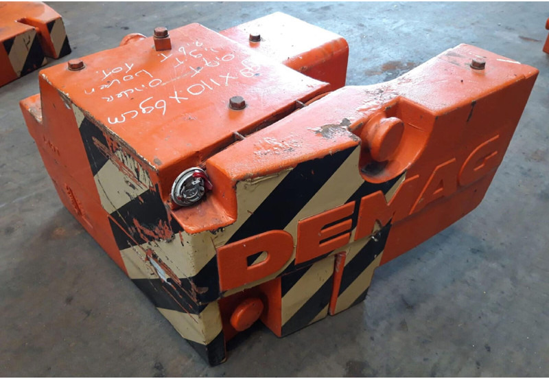 Contrepoids pour Engins de chantier Terex AC 205 counterweight 2.6 ton (0.7/1.9t)