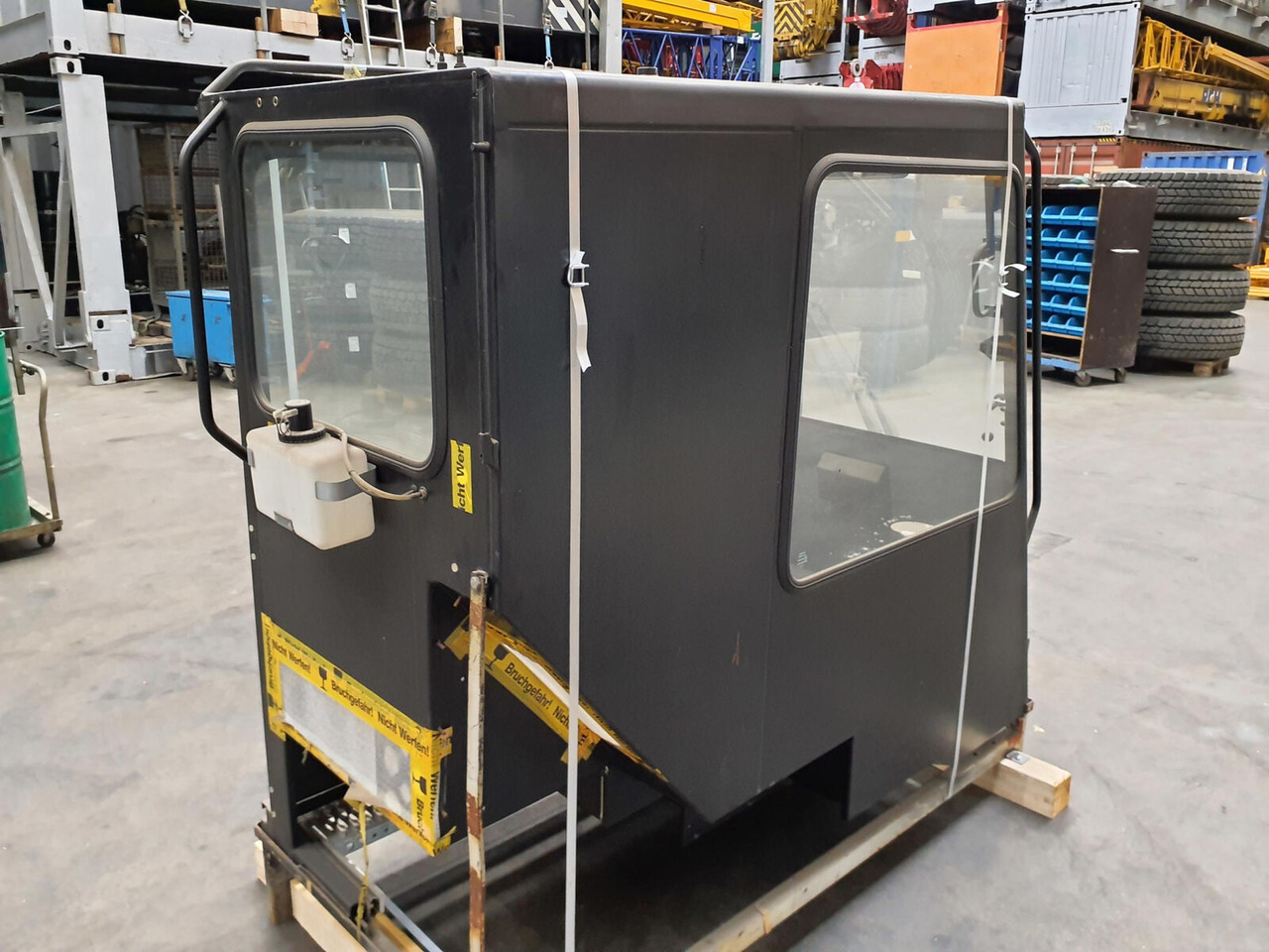Terex AC upper cabin - Cabine pour Grue mobile: photos 4 Terex AC upper cabin - Cabine pour Grue mobile: photos 4