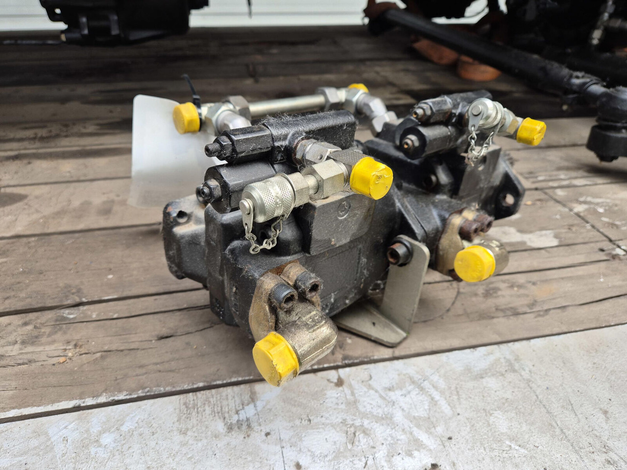 Terex Challenger 3160 Variable pump ass - Pompe hydraulique pour Grue mobile: photos 3 Terex Challenger 3160 Variable pump ass - Pompe hydraulique pour Grue mobile: photos 3