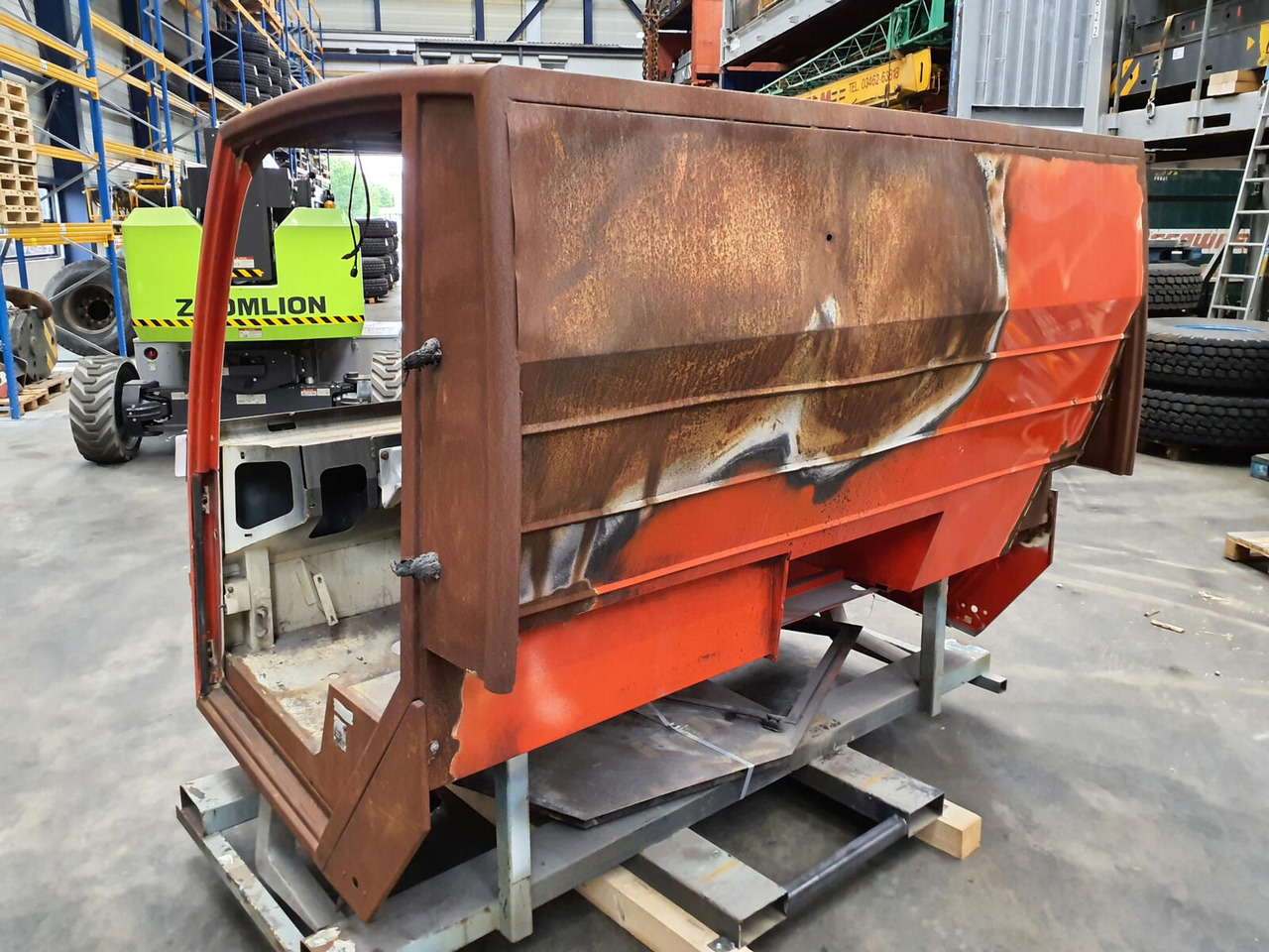 Terex PPM ATT lower cabin - Cabine pour Grue mobile: photos 3 Terex PPM ATT lower cabin - Cabine pour Grue mobile: photos 3