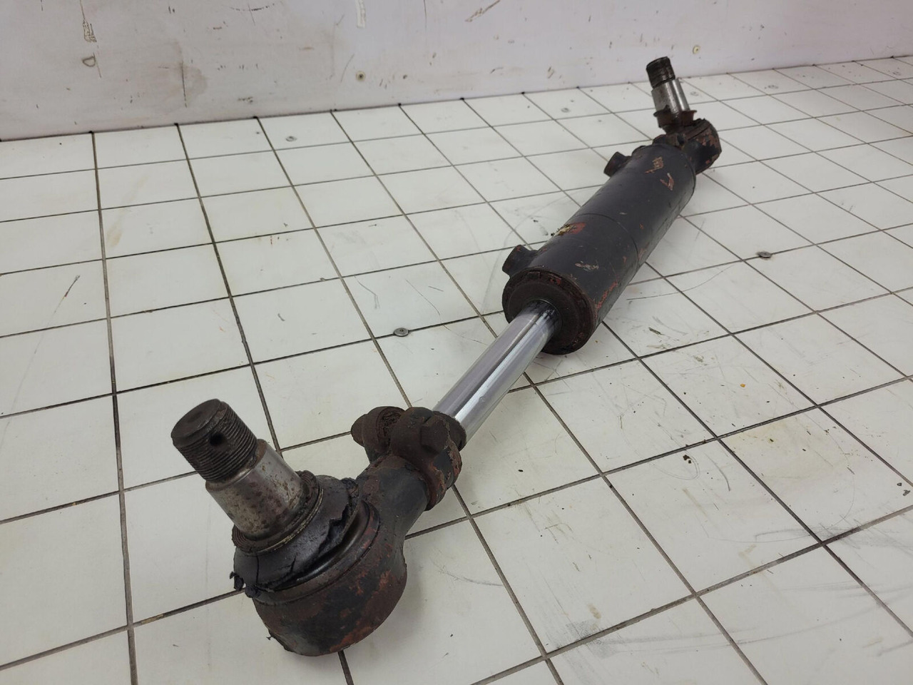 Terex krupp steering cylinder - Vérin hydraulique pour Grue mobile: photos 2 Terex krupp steering cylinder - Vérin hydraulique pour Grue mobile: photos 2