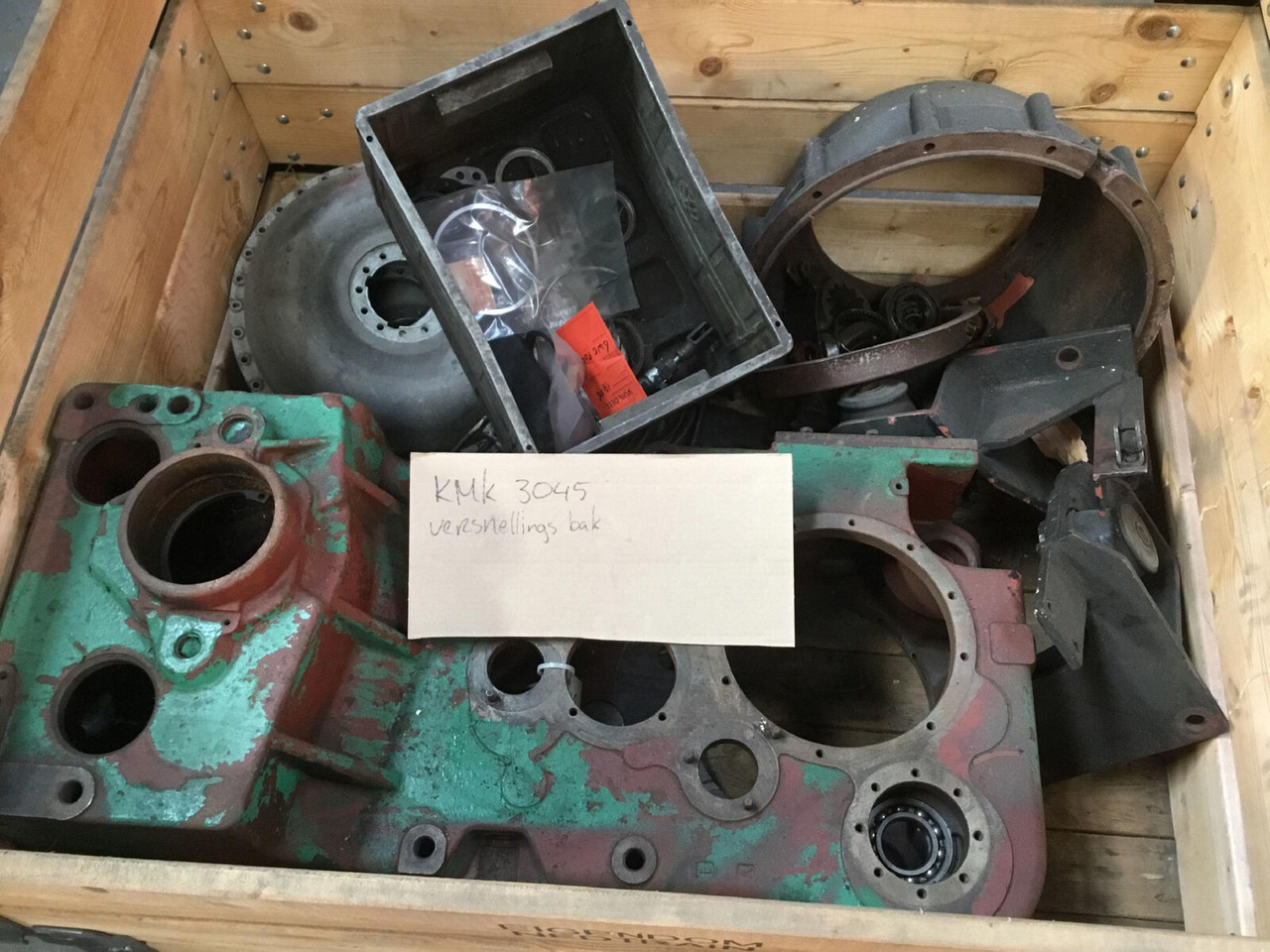 ZF KMK 3045 gearbox ZF 6WG200 - Boîte de vitesse pour Grue mobile: photos 1 ZF KMK 3045 gearbox ZF 6WG200 - Boîte de vitesse pour Grue mobile: photos 1