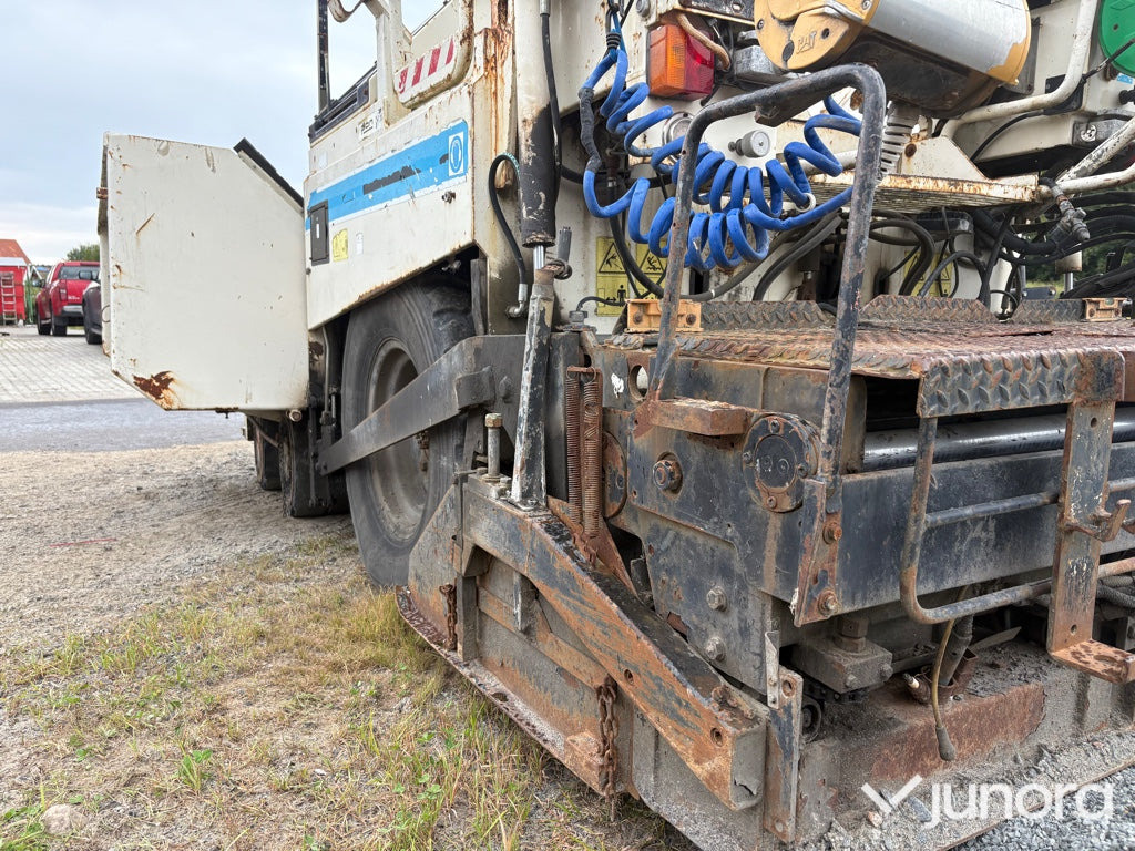 Asfaltsläggare Caterpillar BB730 - Finisseur: photos 5 Asfaltsläggare Caterpillar BB730 - Finisseur: photos 5