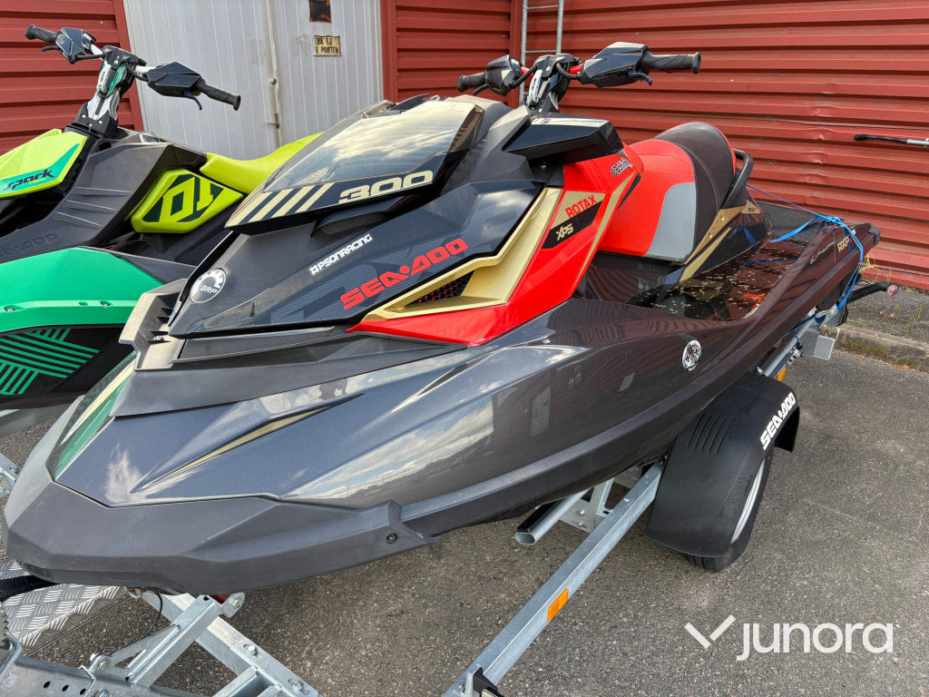 BRP SEADOO ROTAX XPS 300 - Outil/ Équipement: photos 2 BRP SEADOO ROTAX XPS 300 - Outil/ Équipement: photos 2