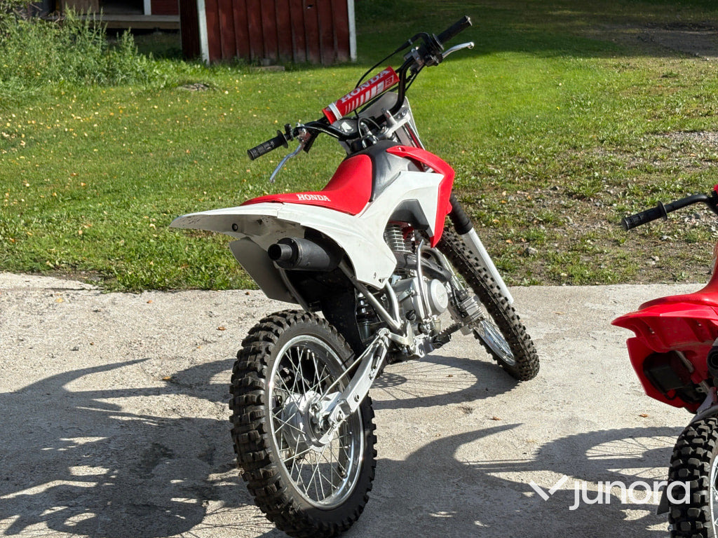 Dirtbike - Honda, CRF, 150cc - Motocyclette: photos 5 Dirtbike - Honda, CRF, 150cc - Motocyclette: photos 5