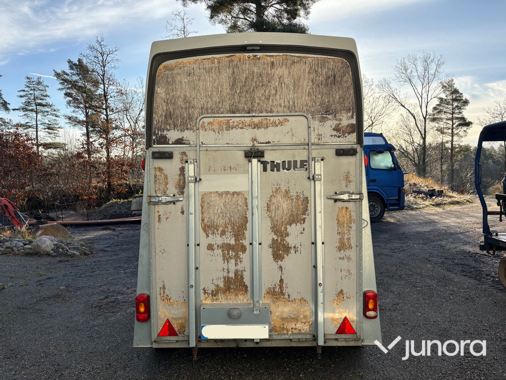 Hästtransport - Thule 150 E5 - Van chevaux: photos 4 Hästtransport - Thule 150 E5 - Van chevaux: photos 4