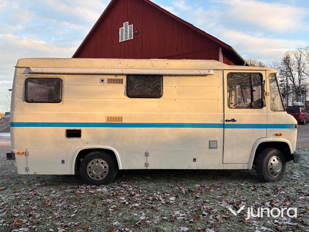 Husbil - Mercedes-Benz L 508D - Fourgon aménagé: photos 4 Husbil - Mercedes-Benz L 508D - Fourgon aménagé: photos 4