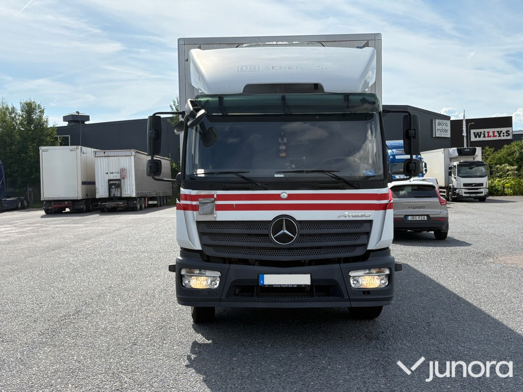 Lastbil Mercedes Atego 1223 - Camion fourgon: photos 2 Lastbil Mercedes Atego 1223 - Camion fourgon: photos 2