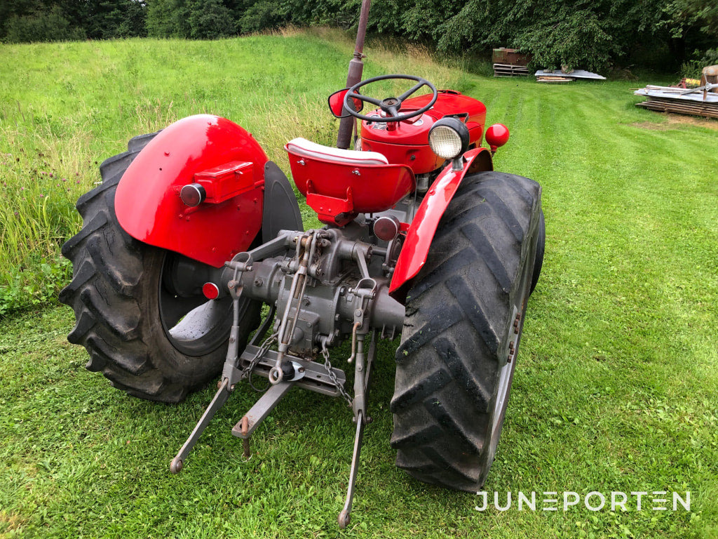 Massey Ferguson 25 - Tracteur agricole: photos 5 Massey Ferguson 25 - Tracteur agricole: photos 5