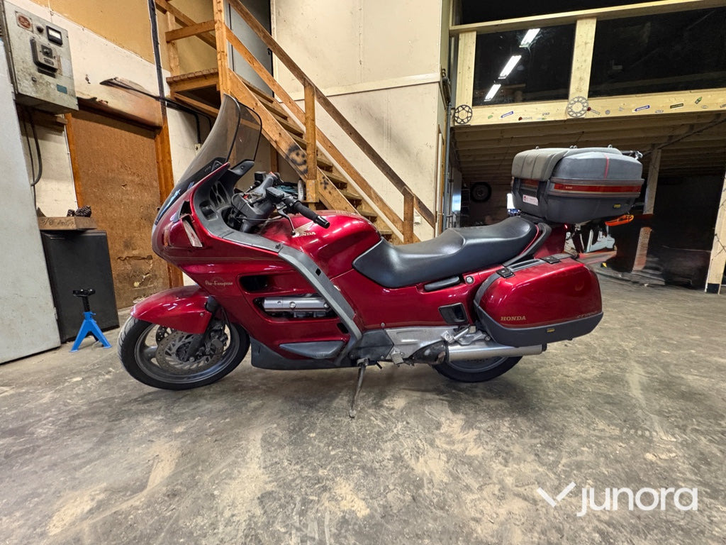 Motorcykel - Honda ST1100 PAN EUROPEA - Motocyclette: photos 2 Motorcykel - Honda ST1100 PAN EUROPEA - Motocyclette: photos 2