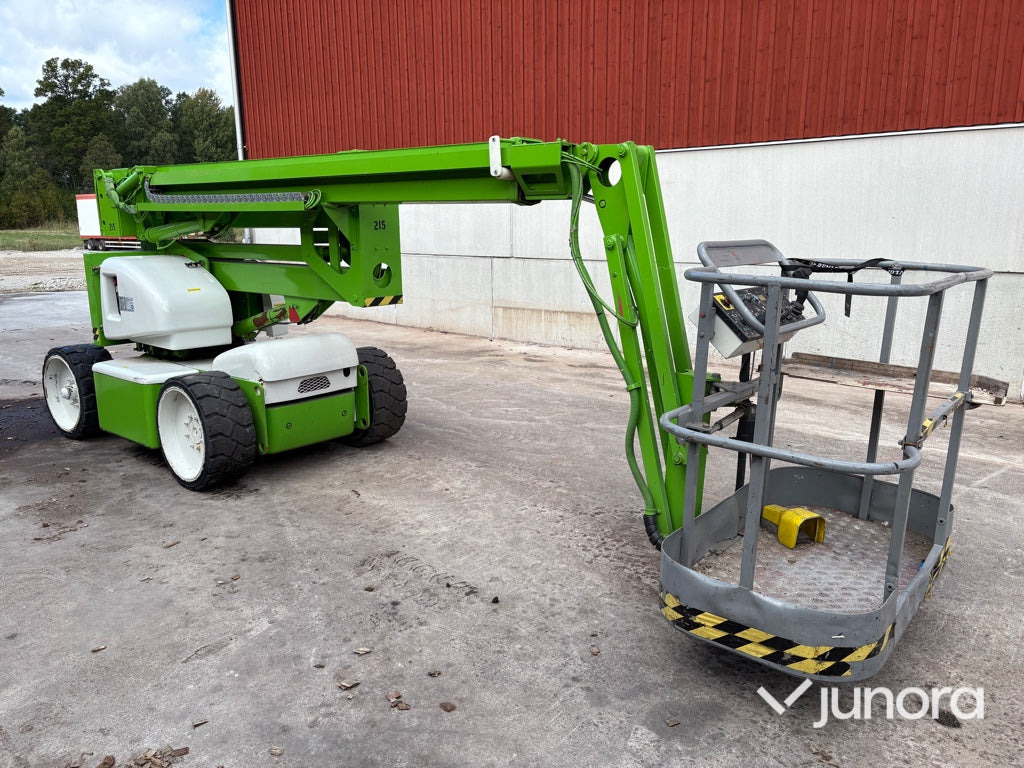 Niftylift HR 15 NE - Nacelle articulée: photos 1 Niftylift HR 15 NE - Nacelle articulée: photos 1