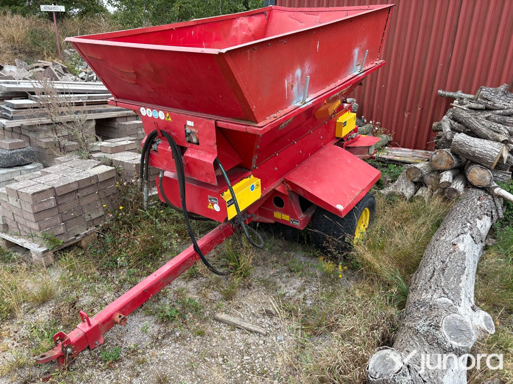 Sanddressare Propass 180 - Epandeur de sable: photos 1 Sanddressare Propass 180 - Epandeur de sable: photos 1