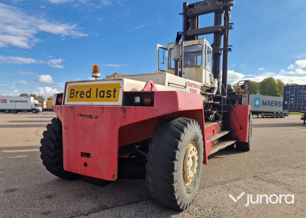 Svetruck 45120 Container Truck - Chariot porte-conteneur: photos 4 Svetruck 45120 Container Truck - Chariot porte-conteneur: photos 4