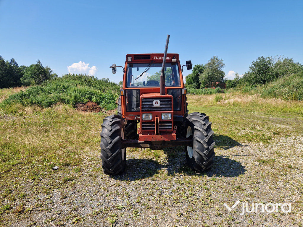 Traktor Fiat 110-90 DT - Tracteur agricole: photos 5 Traktor Fiat 110-90 DT - Tracteur agricole: photos 5