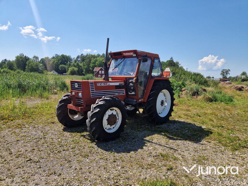 Traktor Fiat 110-90 DT - Tracteur agricole: photos 1 Traktor Fiat 110-90 DT - Tracteur agricole: photos 1