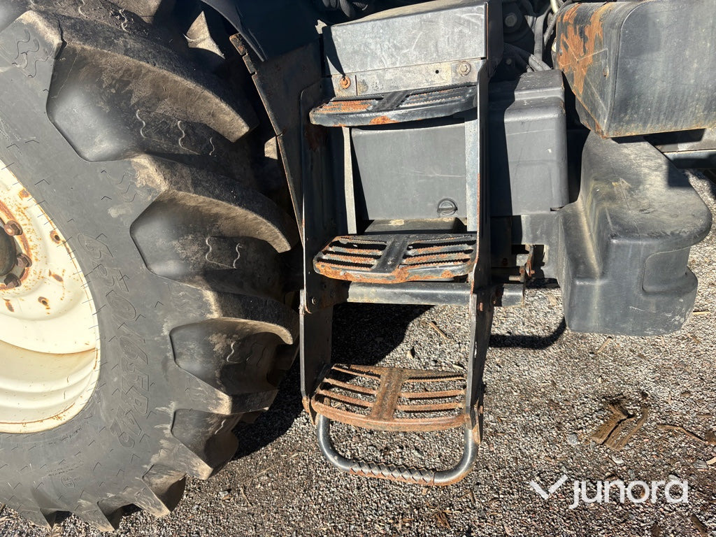 Tracteur agricole Traktor - New Holland T7040: photos 9