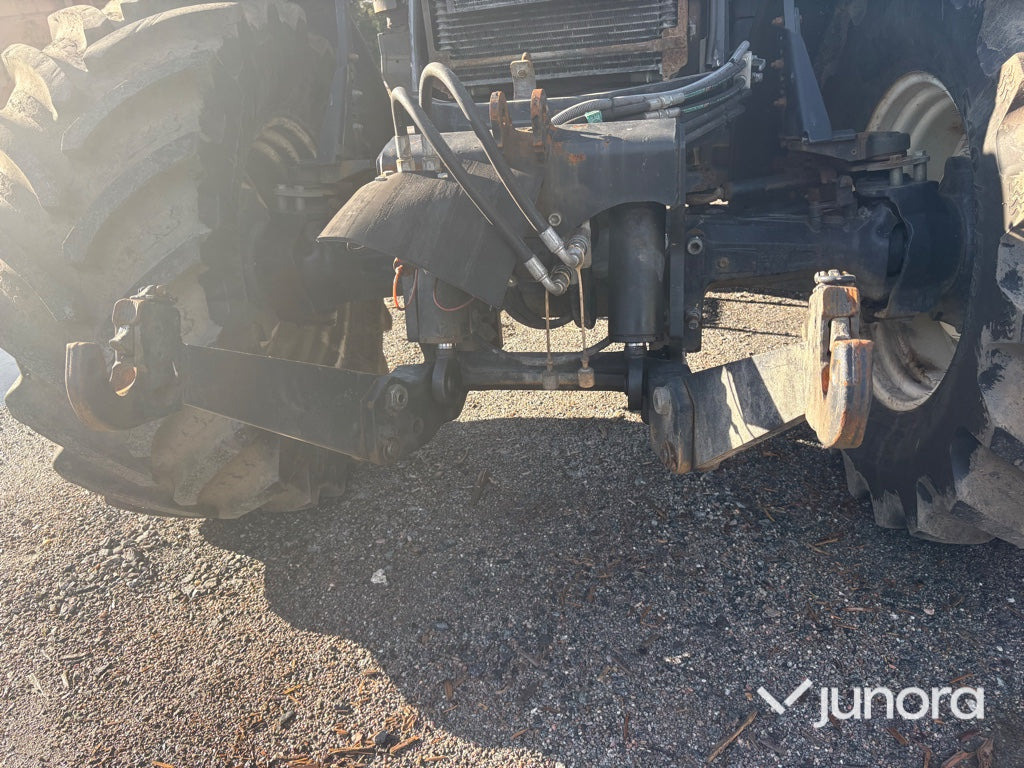 Tracteur agricole Traktor - New Holland T7040: photos 30