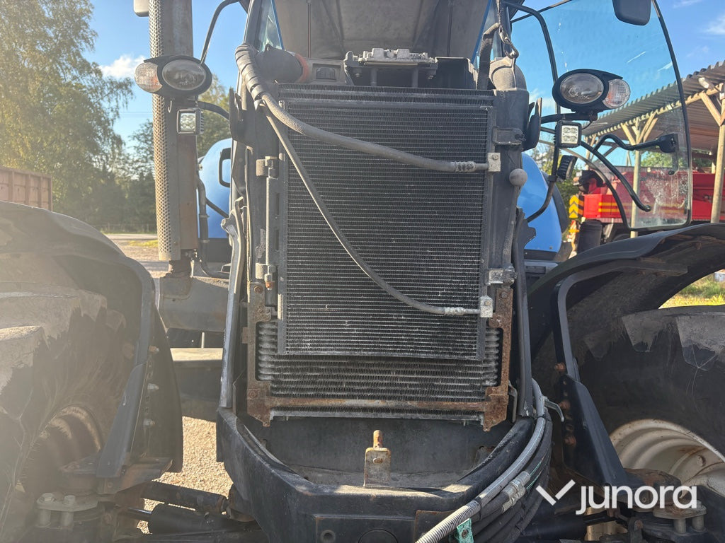 Tracteur agricole Traktor - New Holland T7040: photos 28