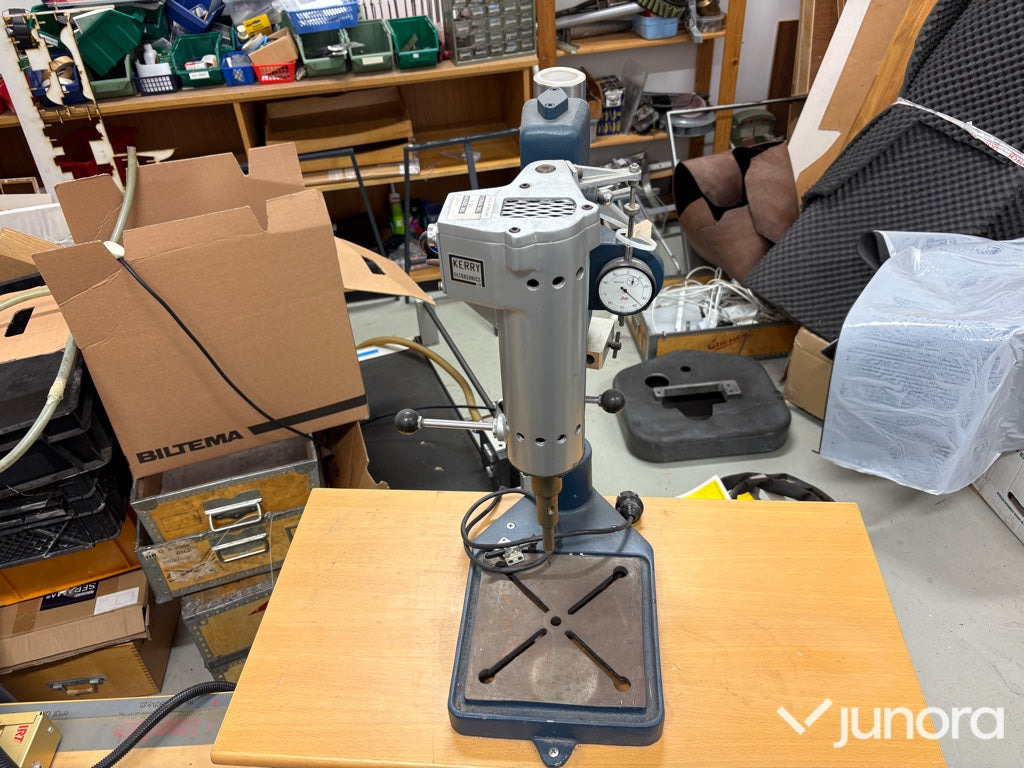 Ultraljudsborr - KERRY Ultrasonics, KDS150 - Perceuse à colonne: photos 1 Ultraljudsborr - KERRY Ultrasonics, KDS150 - Perceuse à colonne: photos 1