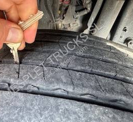 Renault C-Series 460 - Camion plateau: photos 3 Renault C-Series 460 - Camion plateau: photos 3