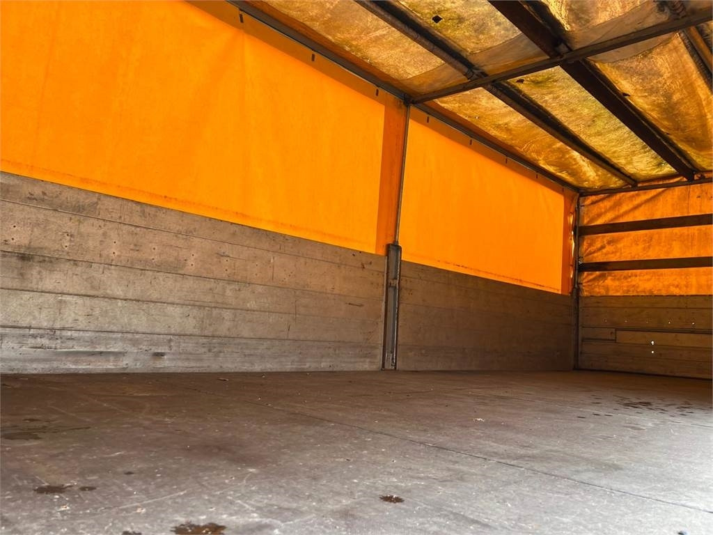 6000 mm skydegardiner - alu sider - truck beslag - Carrosserie fourgon: photos 5 6000 mm skydegardiner - alu sider - truck beslag - Carrosserie fourgon: photos 5