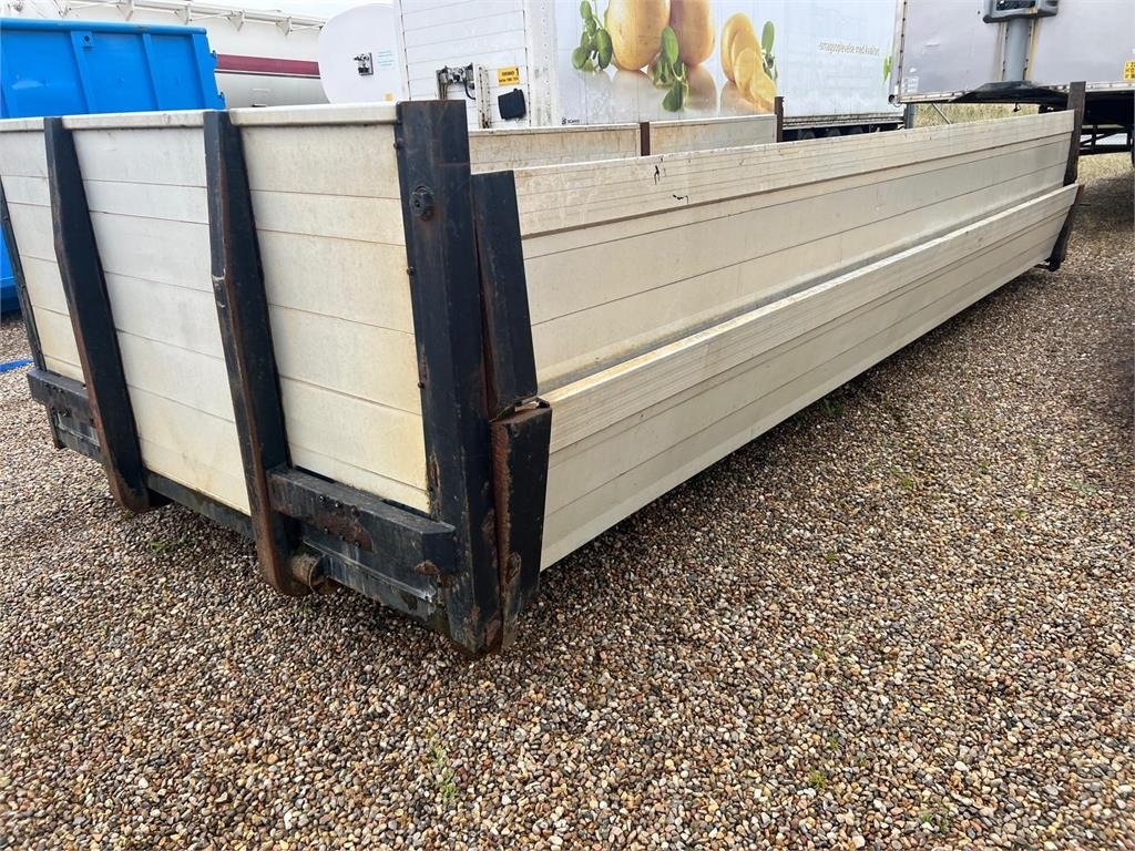 HMF 6650 mm - 2 delt - aut bagsmæk - Carrosserie fourgon: photos 5 HMF 6650 mm - 2 delt - aut bagsmæk - Carrosserie fourgon: photos 5