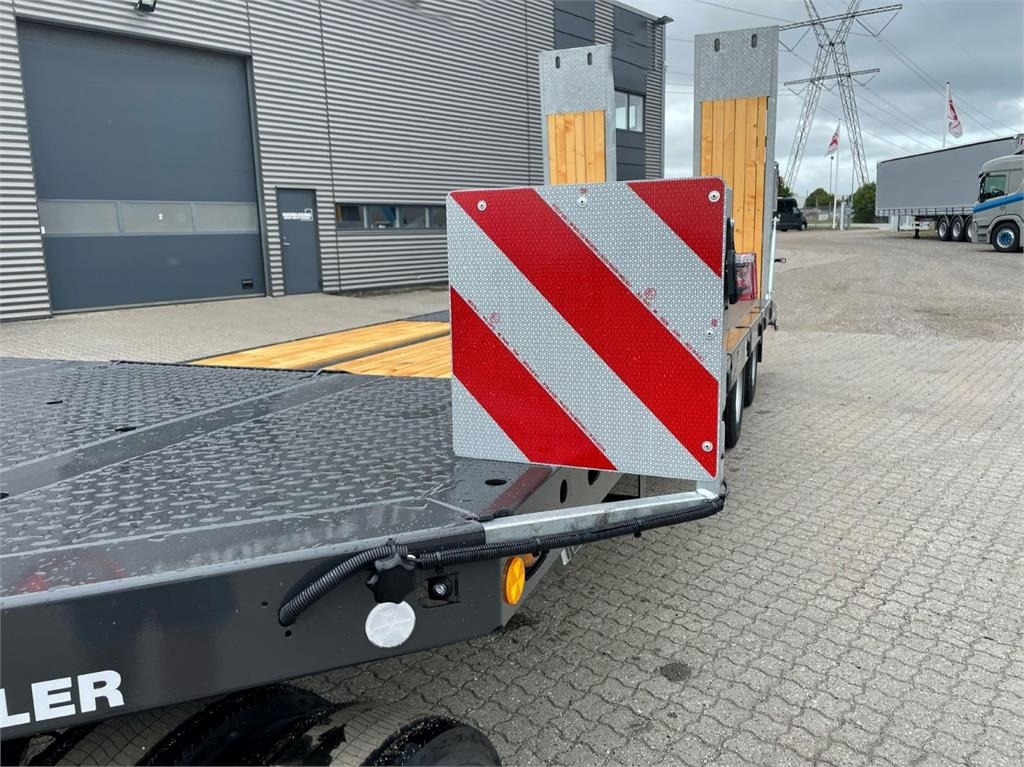 Remorque porte-engin surbaissée Hangler DTL-H 300 30-24 ton maskin hænger til traktor: photos 16