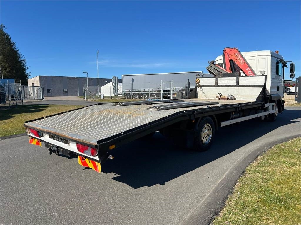 MAN TGL 12-240 4x2 BL - Fassi kran - Camion porte-voitures: photos 3 MAN TGL 12-240 4x2 BL - Fassi kran - Camion porte-voitures: photos 3