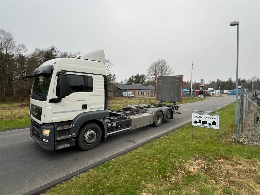 MAN TGS 26-500 6x2-4 LL - Camion porte-conteneur/ Caisse mobile: photos 1 MAN TGS 26-500 6x2-4 LL - Camion porte-conteneur/ Caisse mobile: photos 1