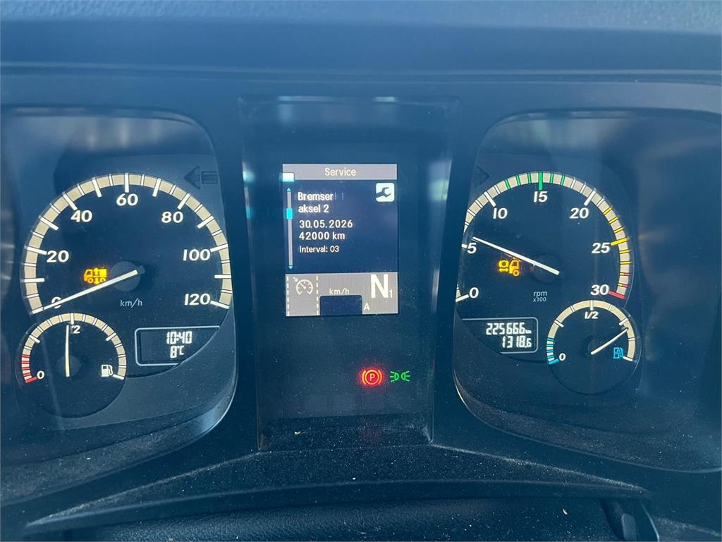 Camion fourgon Mercedes-Benz Antos 1827 LnR: photos 12