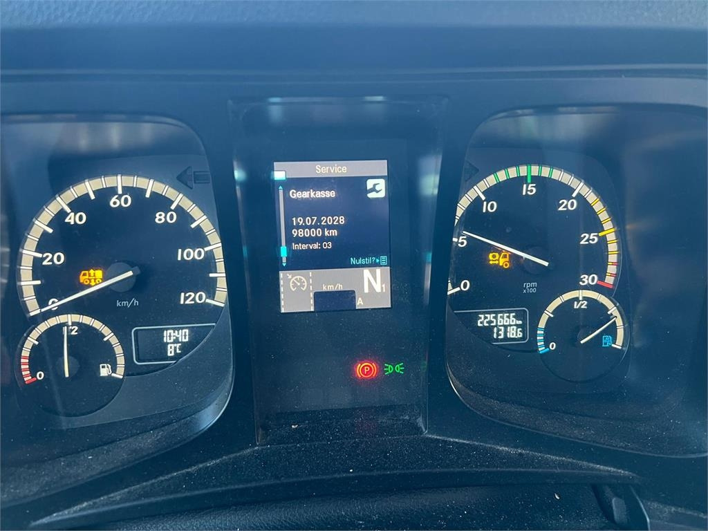 Camion fourgon Mercedes-Benz Antos 1827 LnR: photos 18