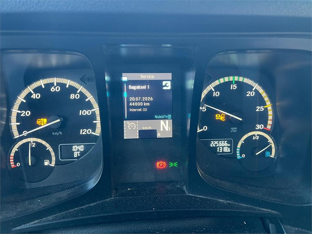 Camion fourgon Mercedes-Benz Antos 1827 LnR: photos 14