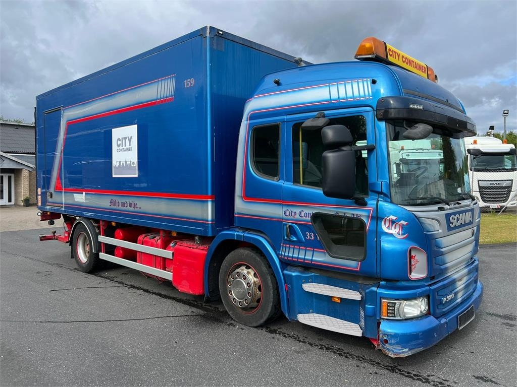 Scania P320 DB 4x2 MLB - low entry  - Camion fourgon: photos 1 Scania P320 DB 4x2 MLB - low entry  - Camion fourgon: photos 1