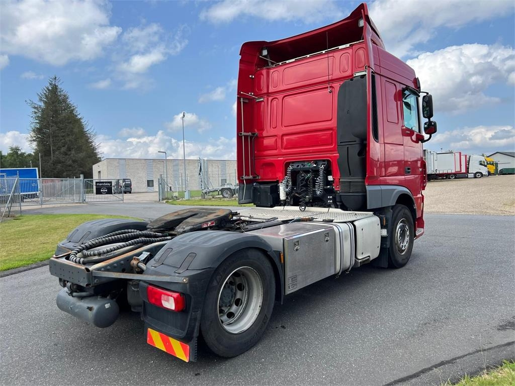 DAF XF 480 TF - hydraulik kit - Tracteur routier: photos 3 DAF XF 480 TF - hydraulik kit - Tracteur routier: photos 3