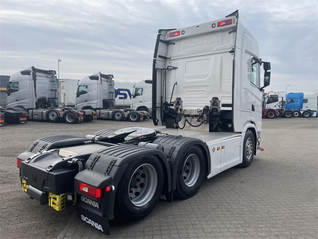 Scania S660 A 6x2 NB 2950 - Tracteur routier: photos 2 Scania S660 A 6x2 NB 2950 - Tracteur routier: photos 2