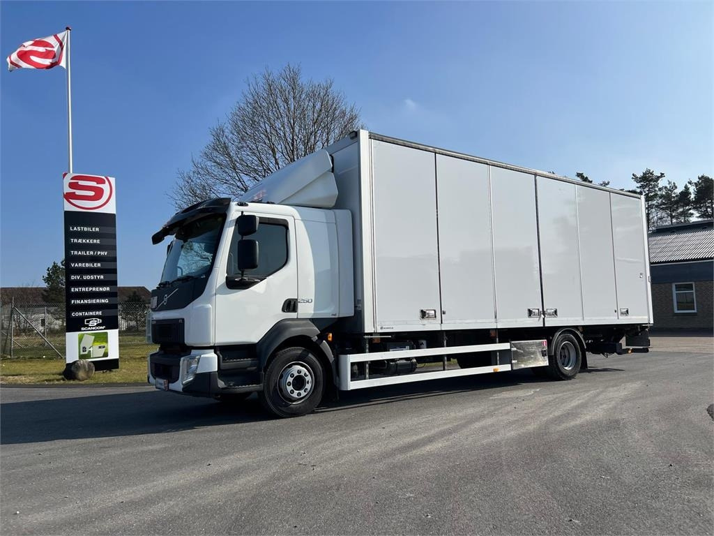 Volvo FL 16 ton 250HK - Camion fourgon: photos 1 Volvo FL 16 ton 250HK - Camion fourgon: photos 1