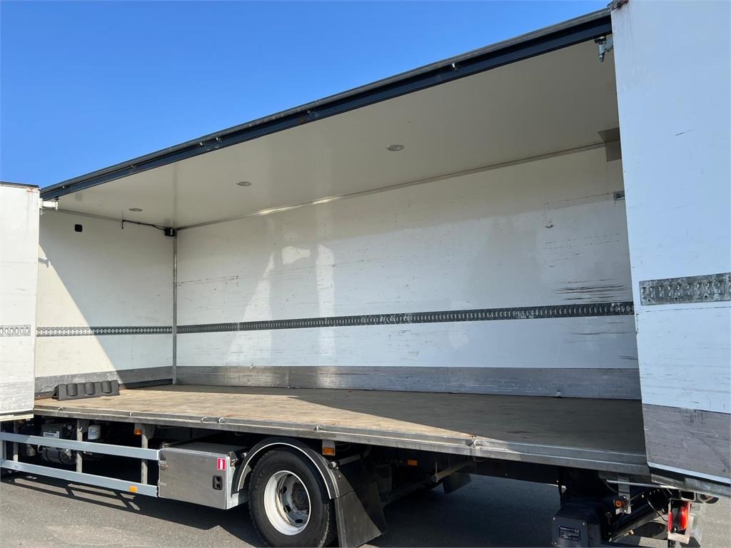 Volvo FL 16 ton 250HK - Camion fourgon: photos 4 Volvo FL 16 ton 250HK - Camion fourgon: photos 4