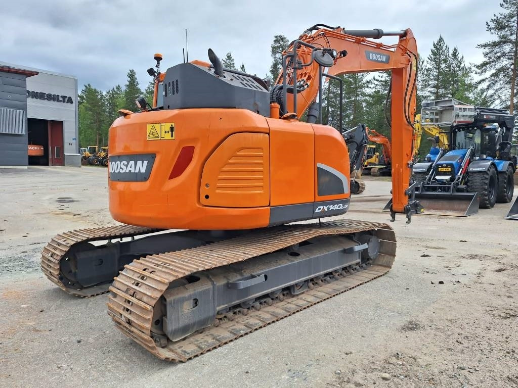 Doosan DX140LCR-5 - Pelle sur chenille: photos 3 Doosan DX140LCR-5 - Pelle sur chenille: photos 3